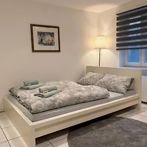 Apartment In Und Flughafen Naehe Deutschland